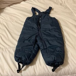 Gusti baby snow pants.
